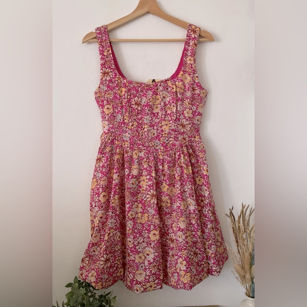 119.-Multicolor floral midi ballon hemlines dress